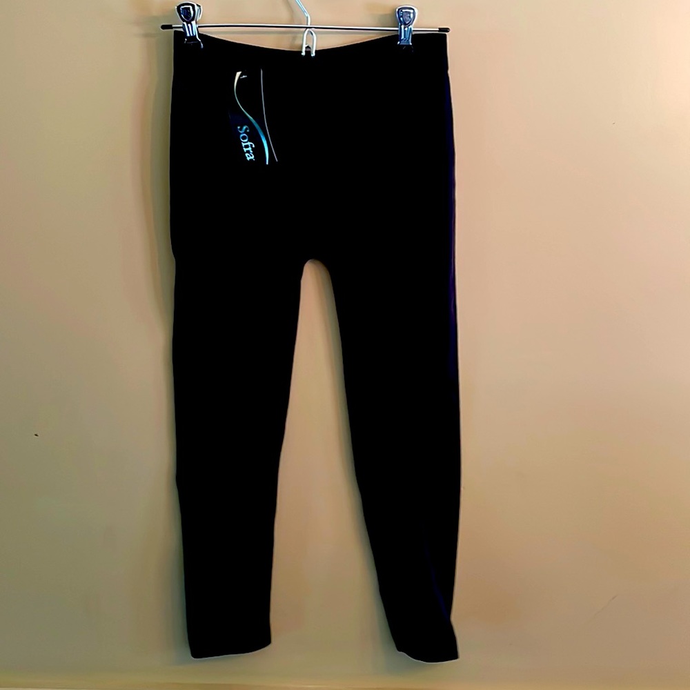 Sofra everyday black leggings. One size.